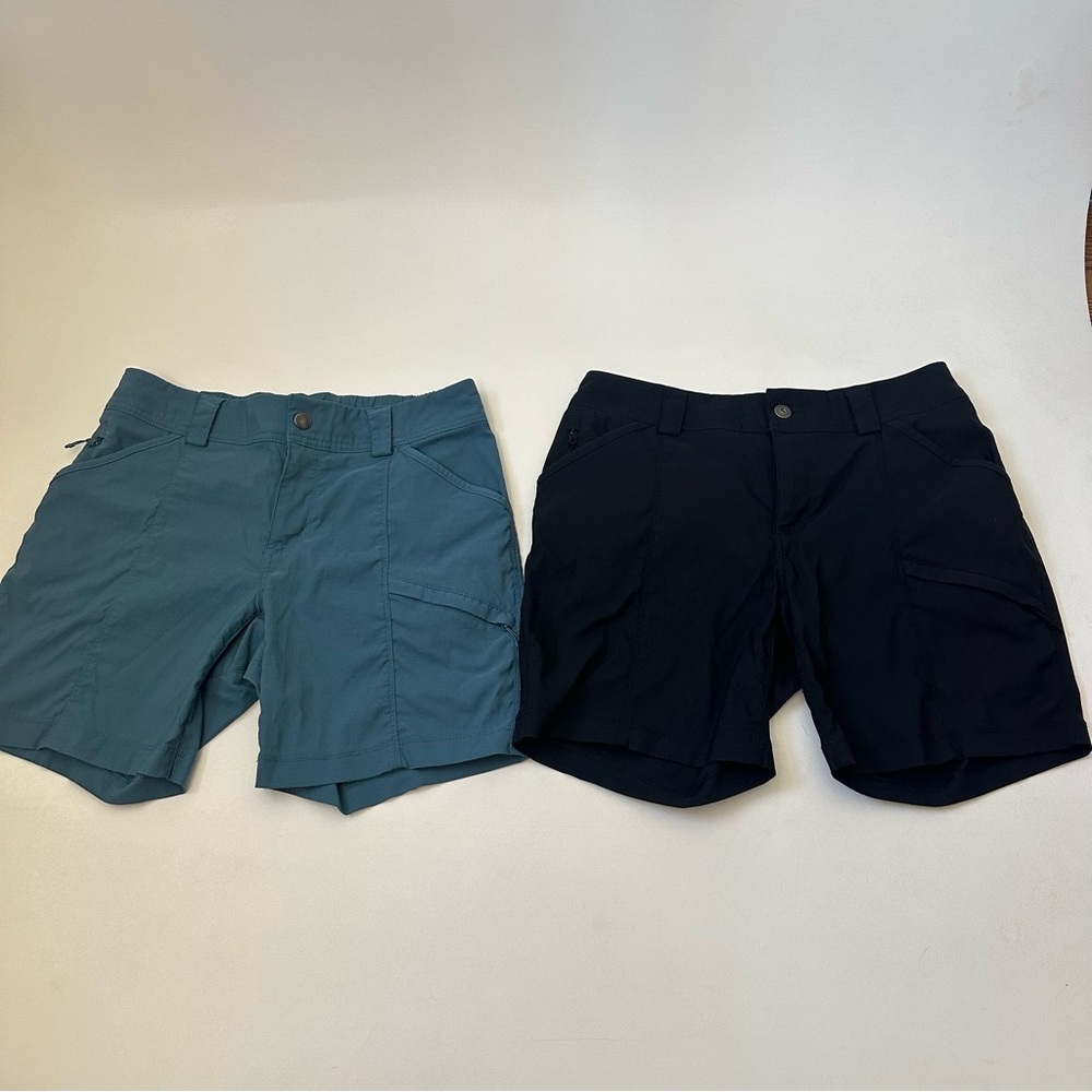 Duluth Trading Co Women's Shorts - Blue and Black